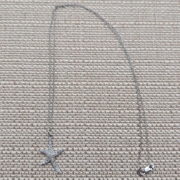 Jewelry - 20 Inches Sterling Silver Cubic Zirconia Gem Starfish Necklace A4219